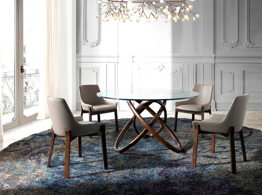 Angel Cerdá krémszínű műbőr szék modern étkezőasztallal