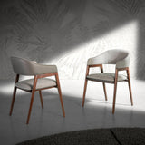 Angel Cerdá karosszék páros elrendezésben modern enteriőrben
