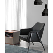 Kortárs stílusú, fekete színű, acél szerkezetű, formatervezett dizájn karosszék.