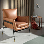 Angel Cerdá barna bőr fotel modern enteriőrben