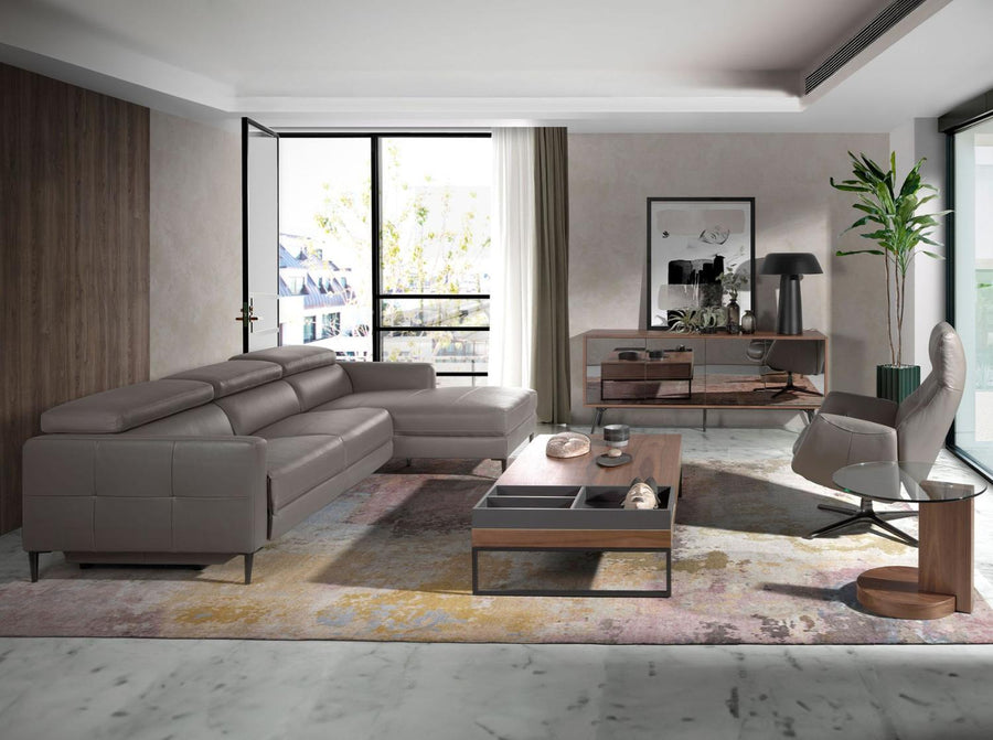 Angel Cerdá szürke bőr fotel nappali összeállításban