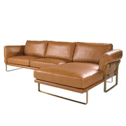 Loft stílusú, karamell színű bőrrel kárpitozott sarokkanapé aranyszínű acél lábakkal