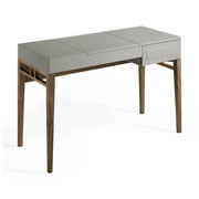 Kortárs stílusú, törtfehér színű fésülködőasztal, diófa lábakkal, tükörrel és ékszerdobozzal.