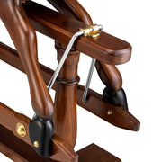 Mahagóni fából készült, lakkozott, kézműves, viktoriánius korabeli hintaló-replika, valódi bőr kantárral és nyereggel.