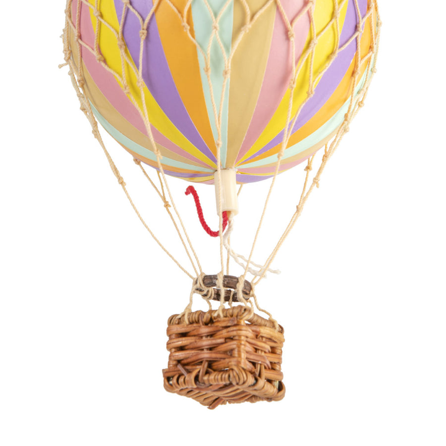 Vintage stílusú, függeszthető, pasztell szivárványszínű dekorációs hőlégballon