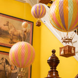 Vintage stílusú, függeszthető, pasztell szivárványszínű dekorációs hőlégballon