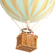 Vintage stílusú, függeszthető kialakítású, mentazöld-bézs színű dekorációs hőlégballon