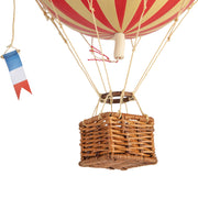 Vintage stílusú, függeszthető, piros-bézs színű dekorációs hőlégballon díszdobozban