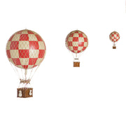 Vintage stílusú, nagy méretű, függeszthető, piros-bézs színű dekorációs hőlégballon díszdobozban