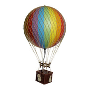 Vintage stílusú, óriás, függeszthető, szivárványszínű dekorációs hőlégballon LED világítással