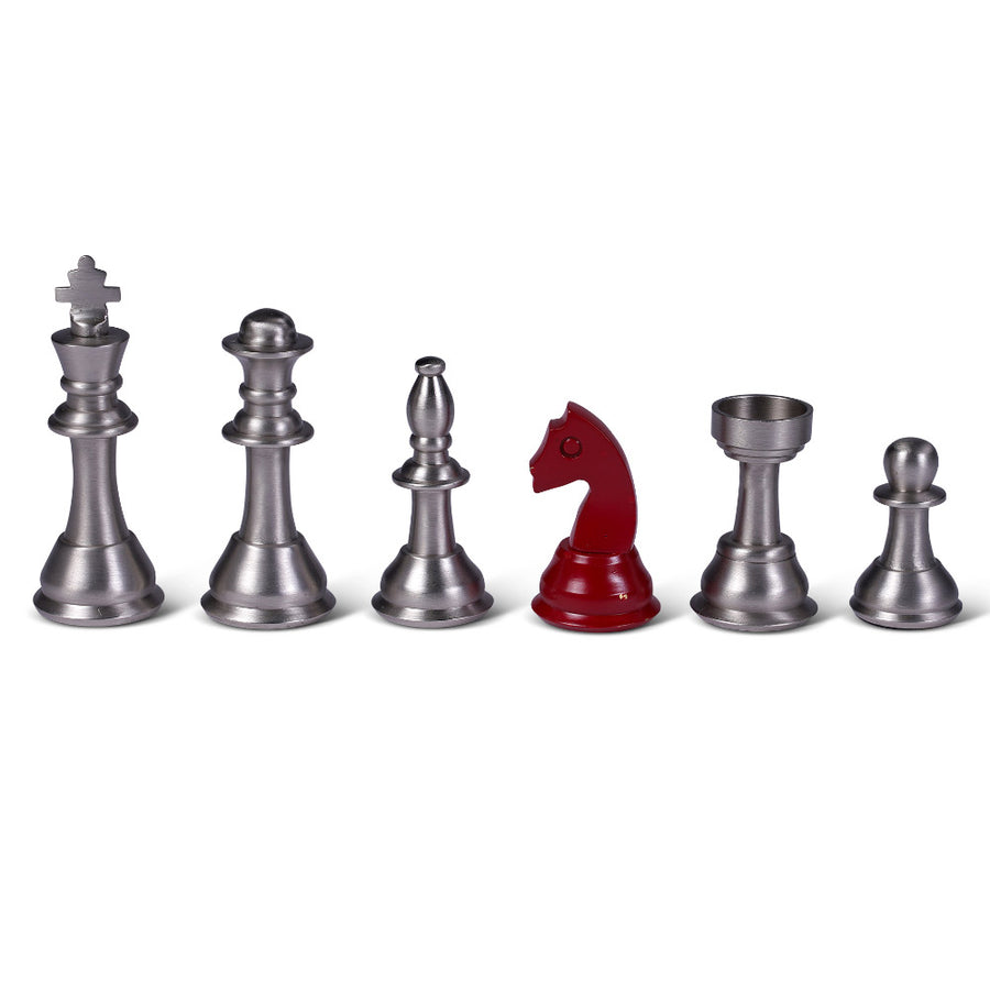 32 darabos, vintage stílusú, fémből készült, sakkfigura készlet