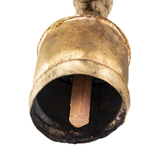 Antik aranyszínű fém karácsonyi harang alsó nézet, fa harangnyelvvel