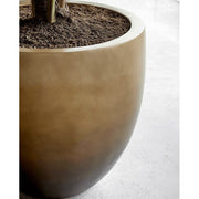 BAQ Gradient kaspó részlet – matt mézszínű, kézzel festett, sima kompozit felület