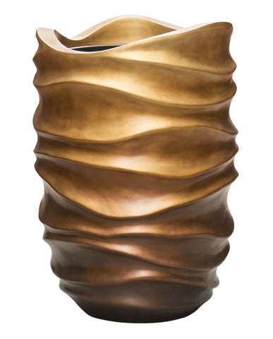 BAQ Gradient kompozit kaspó Matt Honey – kézzel festett, hullámos formájú óriás design kaspó mézszínű árnyalatban.