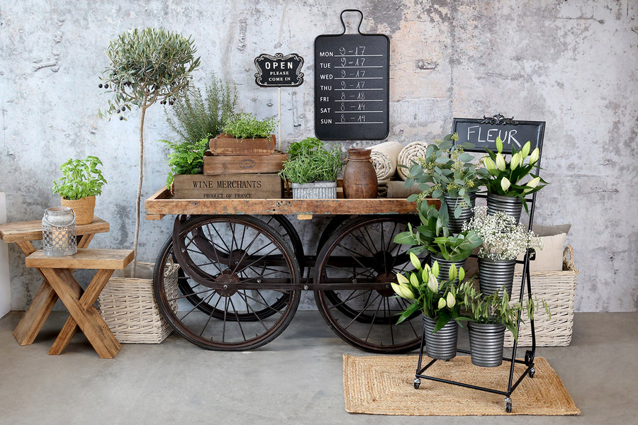 Antiquité kollekció vintage faasztal teljes nézet