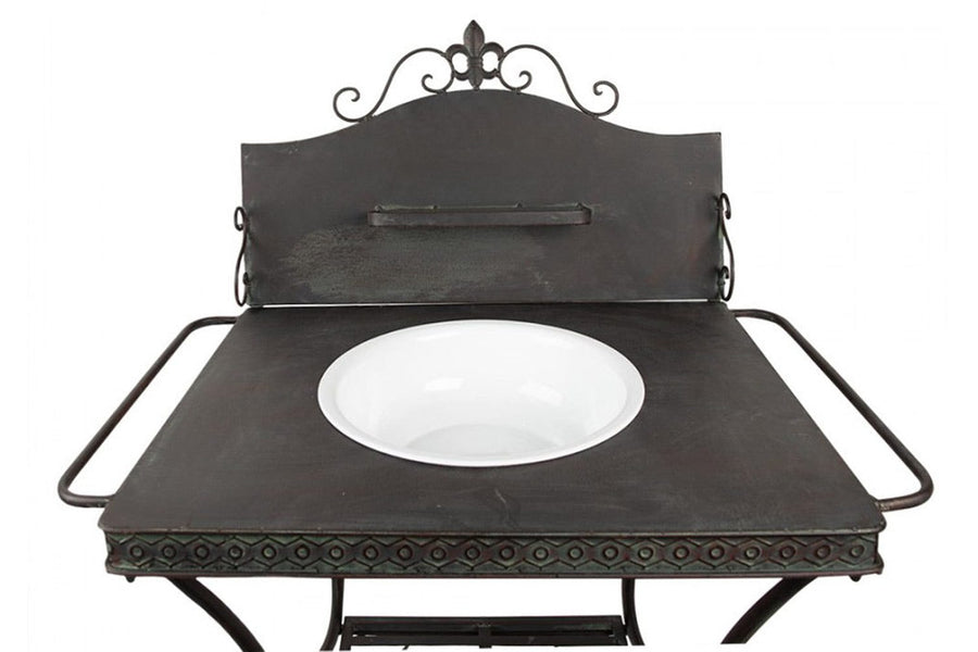 Vintage stílusú, antikolt sötétbarna színű, fém mosdóállvány lavorral