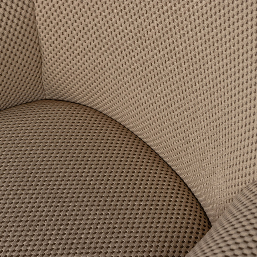 Kortárs stílusú, fekete fémvázas étkezőszék, bézs színű, kötött-hálós kárpittal