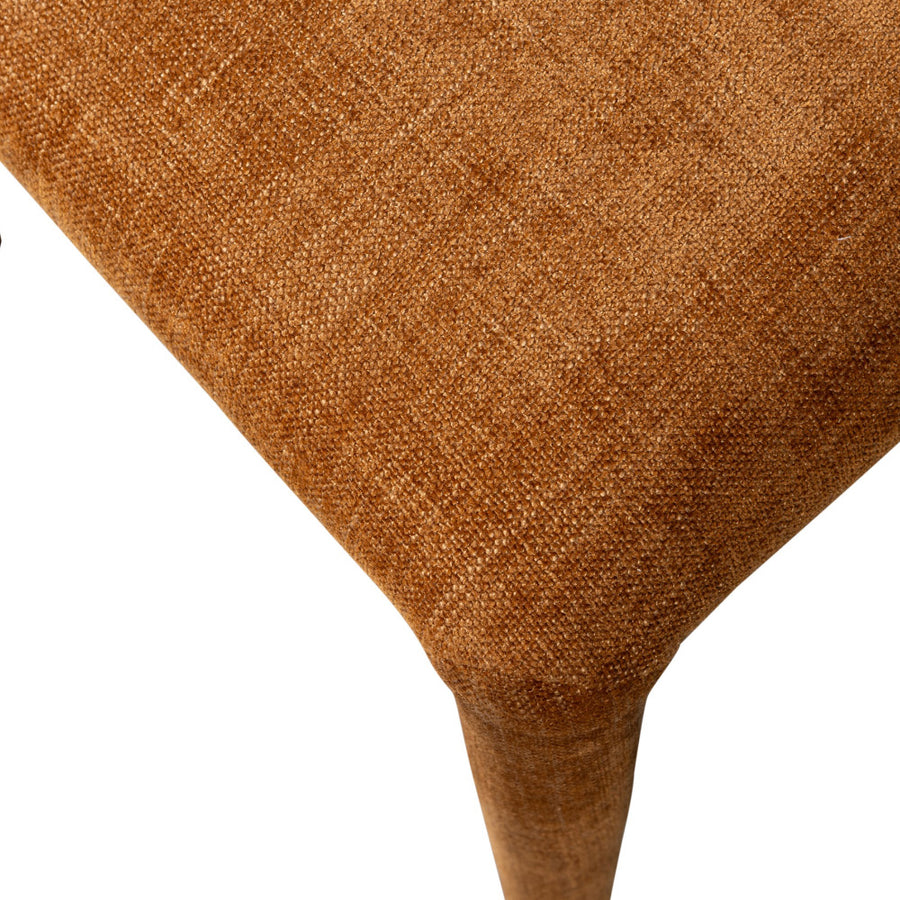 Kortárs stílusú, fahéjszínű szövettel kárpitozott, 78 cm magas étkezőszék