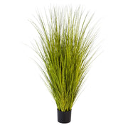 Zöld színű, mű japánfű bokor, fekete műanyag kaspóban