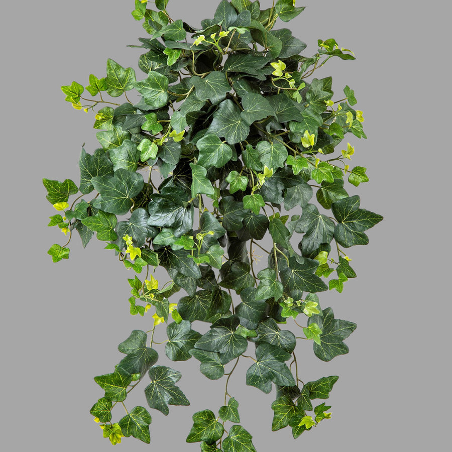 65 cm hosszú, UV-álló, élethű borostyán csüngő műnövény a Hedera kollekcióból.