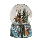 Exkluzív megjelenésű, 10 cm átmérőjű és 14,5 cm magas, karácsonyi zenélő-forgó hógömb, viktoriánus korabeli korcsolyázó családdal