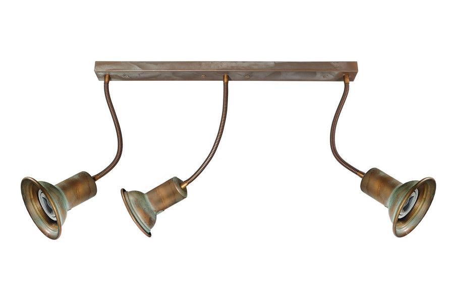 Vintage stílusú, réz spot lámpa három flexibilis foglalattal.