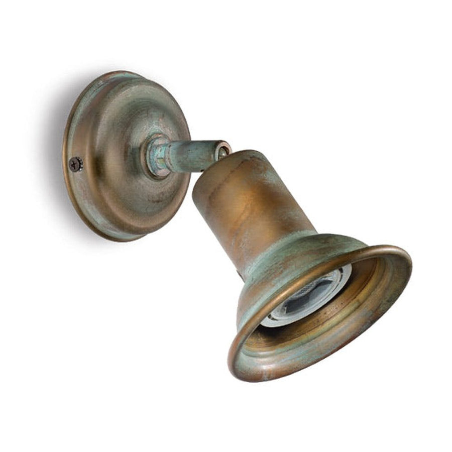 Vintage stílusú, réz spot lámpa egy foglalattal.