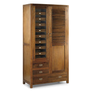 Loft stílusú, mindifából készült, nagyméretű gardróbszekrény.