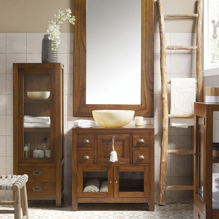 Loft stílusú, mindifából készült, üvegajtós vitrines szekrény