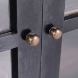 Fekete keretes üvegajtók gombfogantyúi – antikolt fém részletfotó