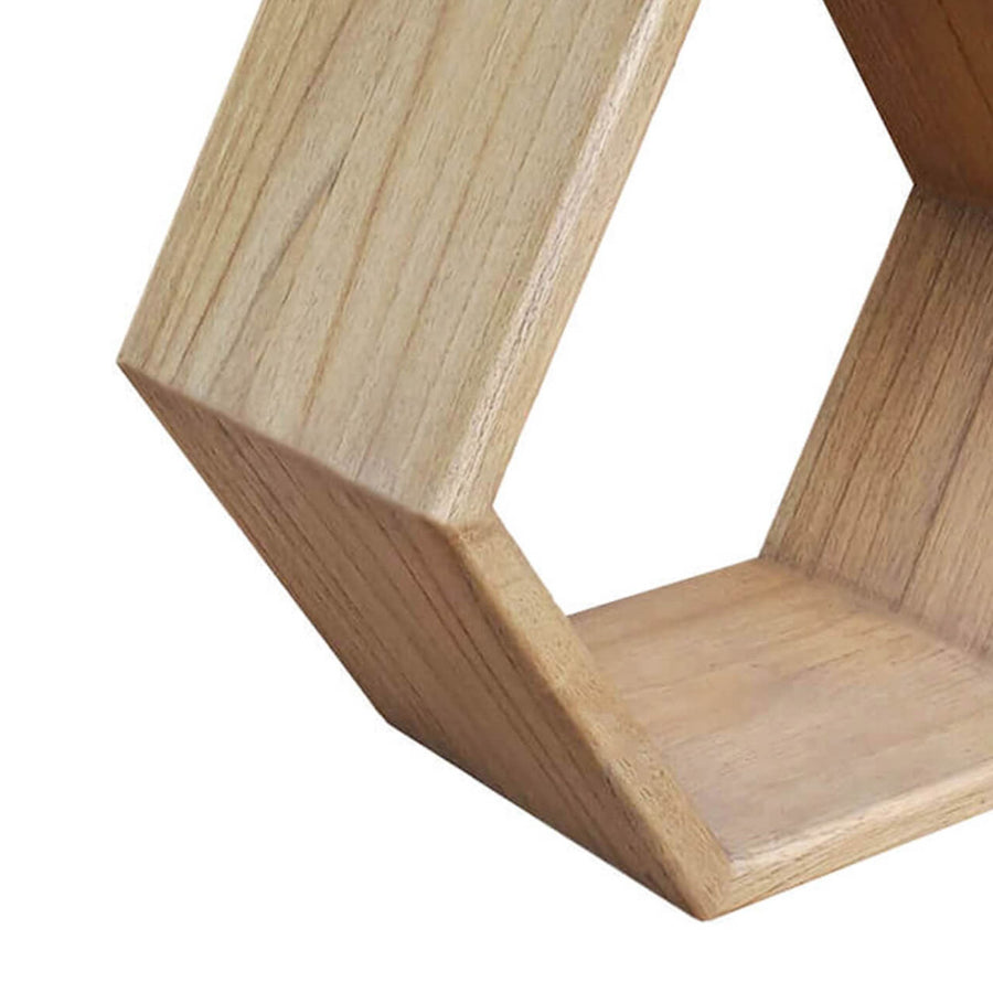 Falipolc részletfotó – természetes mindifa erezet, letisztult kivitel