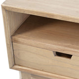 Scandi éjjeliszekrény részletfotó – fiók és faerezet közelről