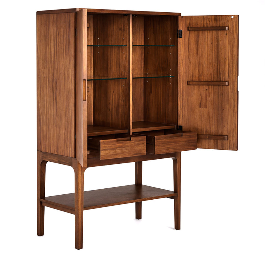 Oporto bárszekrény – frontnézet nyitott ajtókkal, üvegpolcokkal