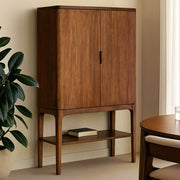 Oporto bárszekrény enteriőrben – nappaliban elhelyezve, természetes fényben