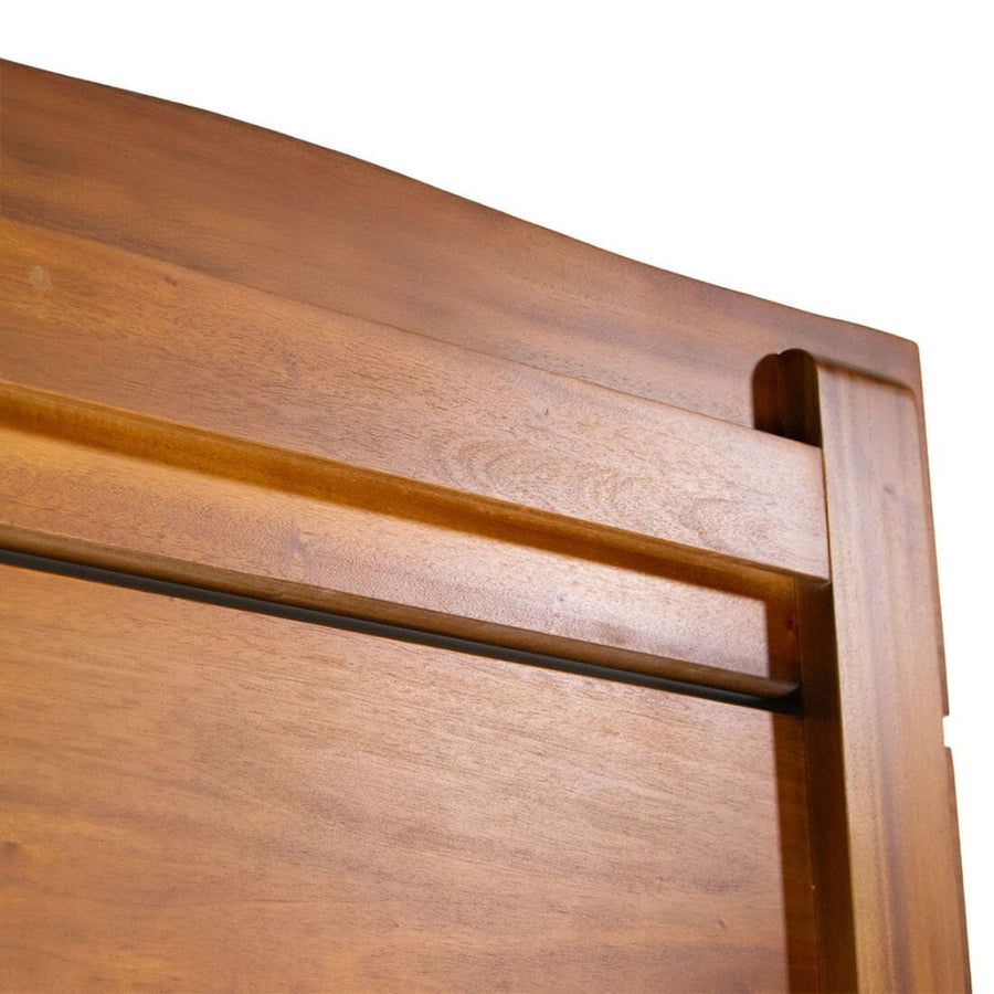 Ágyvég Oporto – felső sarok részlet, precíz fa megmunkálás és bemart csatlakozások