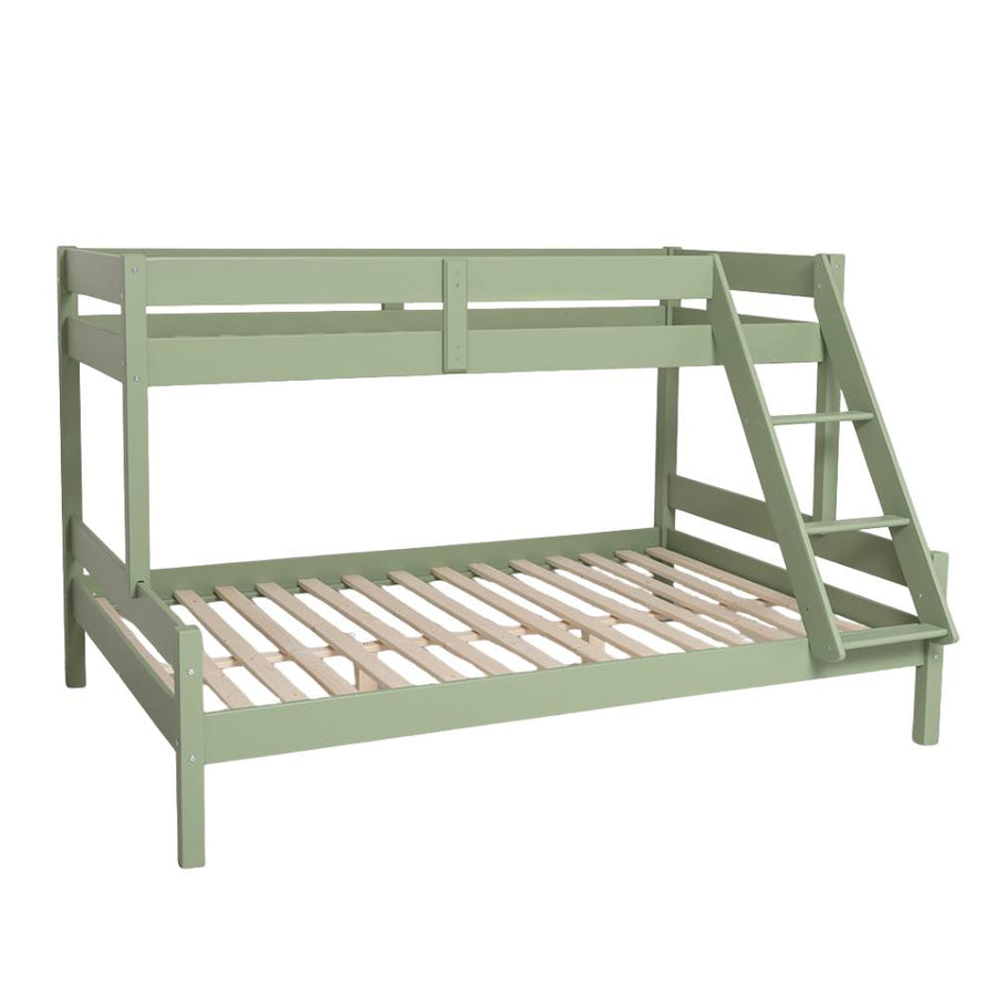 Maison háromszemélyes tömör fenyőfa emeletes ágy 90 × 200 és 140 × 200 cm-es fekvőfelülettel