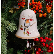 Téli énekesmadárral díszített karácsonyi kerámia harang.