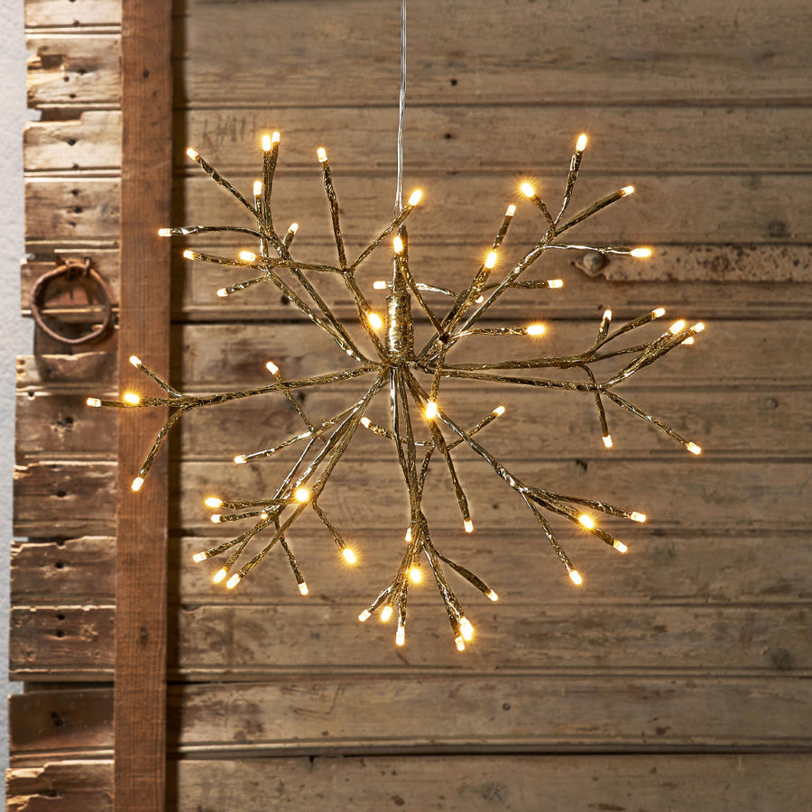 Aranyszínű, gömb formájú, függeszthető karácsonyi ág 64 db LED világítással