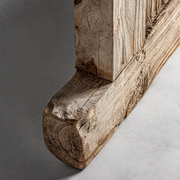 Teakfa falitükör alsó sarok részlet – rusztikus faerezet és kézműves illesztés