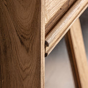 Kortárs stílusú, natúr színű, újrahasznosított fenyőfából készült, vitrines, display szekrény