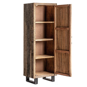 Kortárs stílusú, natúr színű, újrahasznosított fenyőfából készült gardróbszekrény.