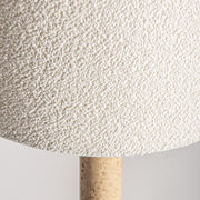 Art Deco stílusú, aranyszínű fémből és bézs márványból készült, asztali lámpa fehér lámpaernyővel