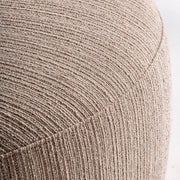 Kortárs stílusú, bézs színű, poliészter szövettel kárpitozott, dizájn fotel.