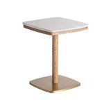 Bisztróasztal oldalnézet – natúr fa oszlopláb és fehér terrazzo asztallap részlete