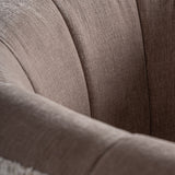 Bársony hatású taupe kárpit részlet – bordázott háttámla varrás