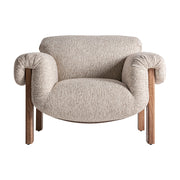 Uznoch fotel elölnézet – ívelt, telt formavilág és bőséges ülőfelület