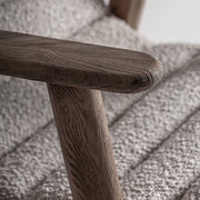 Natúr nyírfa karfa részlete – Jacquard karfás szék