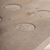 Traventin kőbetétek textúrája közelről – Jacquard kollekció étkezőasztal