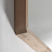Mangófa keret sarokrészlet – Jacquard falitükör természetes faerezettel