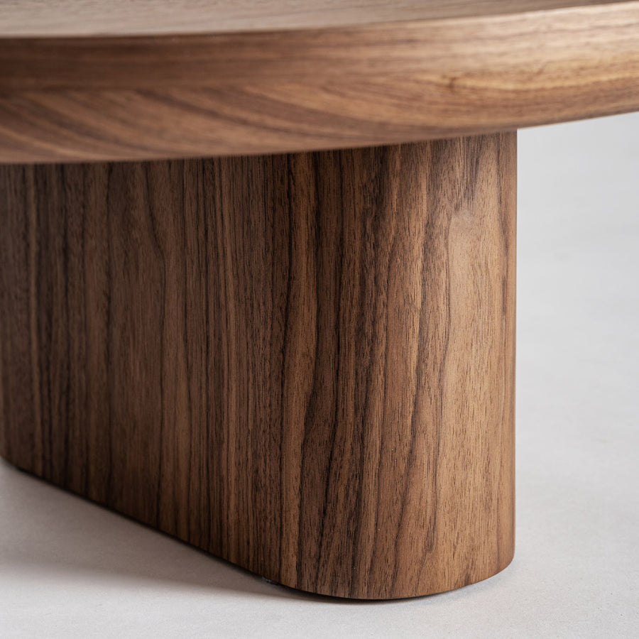 Dubí dohányzóasztal lábazat részlet – hengeres forma, furnérozott kivitel